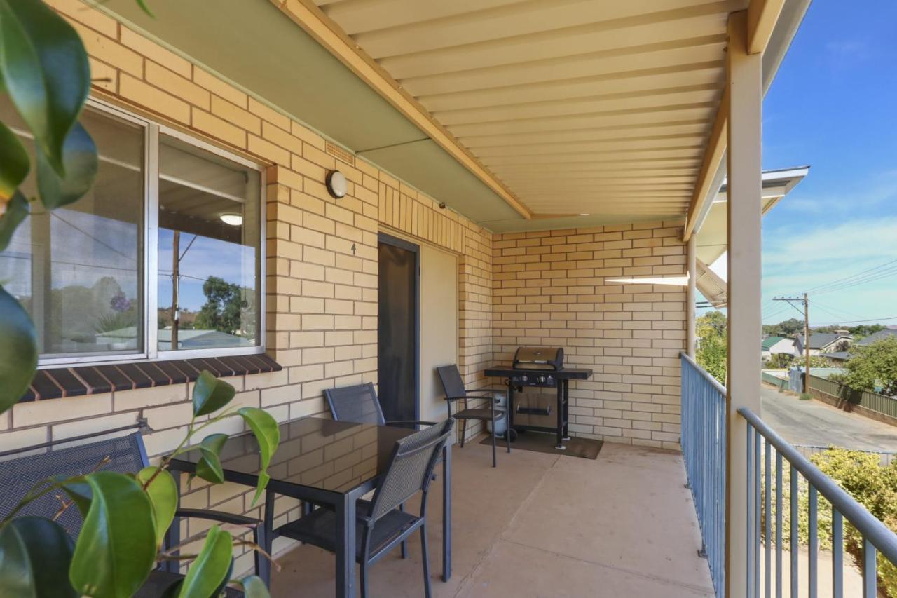 Gossan Street Units Appartamento Broken Hill Esterno foto